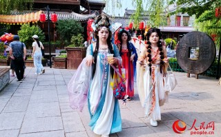 神明汉服应该怎么穿搭，神明汉服应该怎么穿搭图片